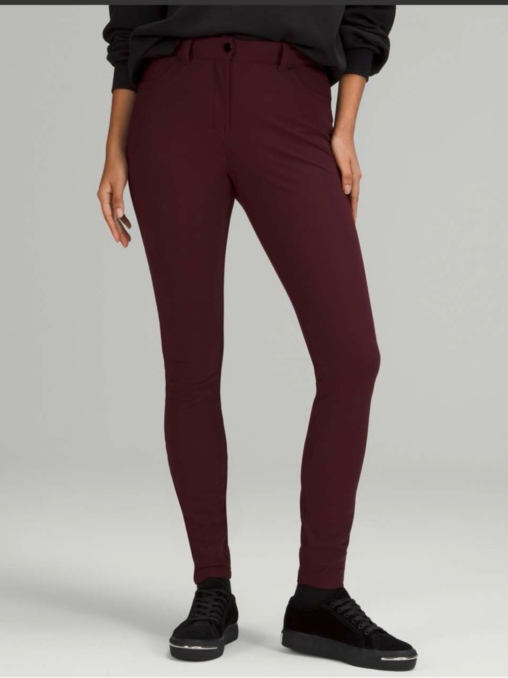 Lululemon City Sleek 5 Pocket 7/8 Pant
Garnet / Garnet